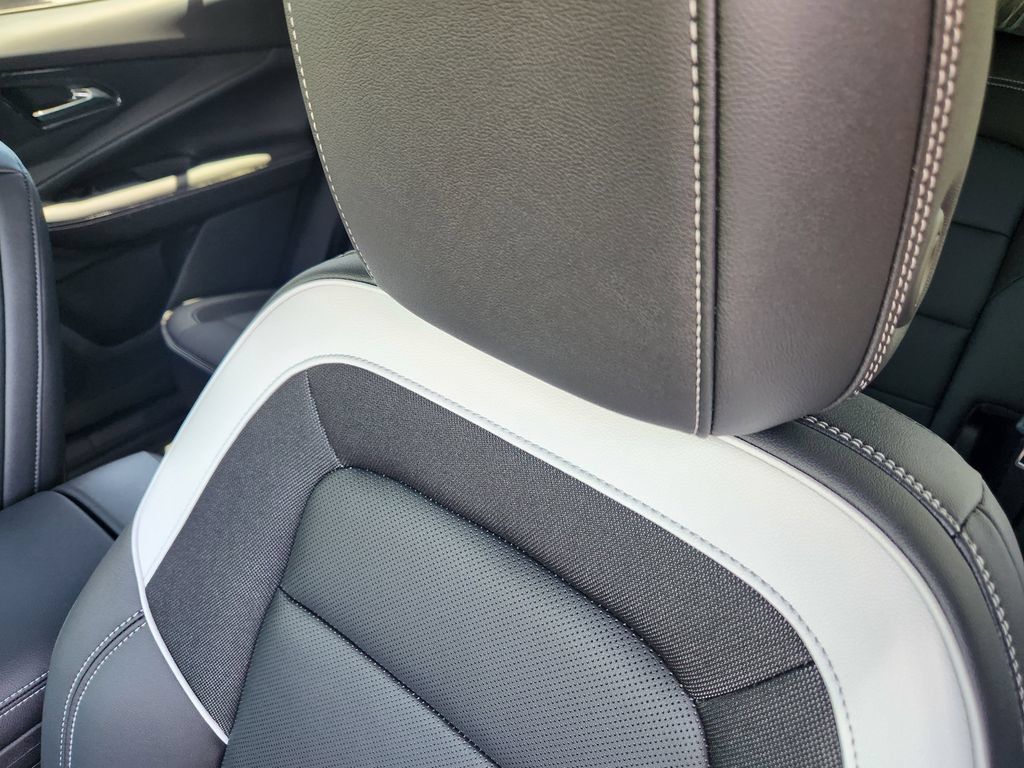 New 2025 Chevrolet Blazer EV LT AWD/4WD image 19