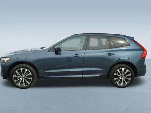 Used 2024 Volvo XC60 B5 Plus w/ Protection Package Premier image 4