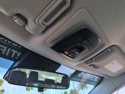 Used 2025 Toyota Corolla LE image 19