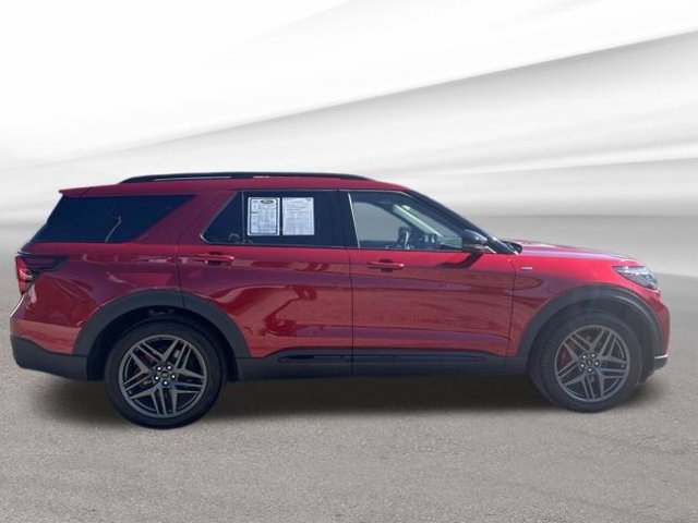 New 2026 Ford Explorer ST-Line w/ ST-Line Street Pack AWD/4WD image 11