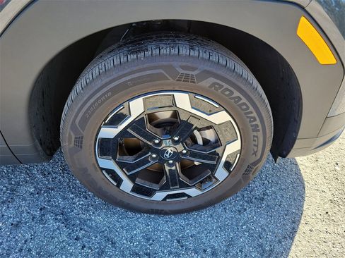 Certified 2025 Hyundai Santa Fe SEL image 6