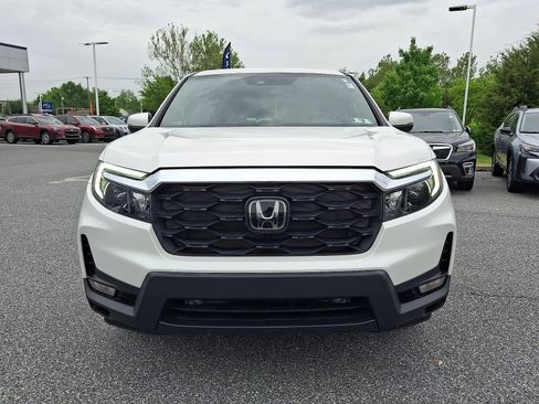 Used 2025 Honda Passport EX-L image 2