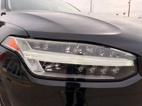 Used 2016 Volvo XC90 T6 Momentum image 45