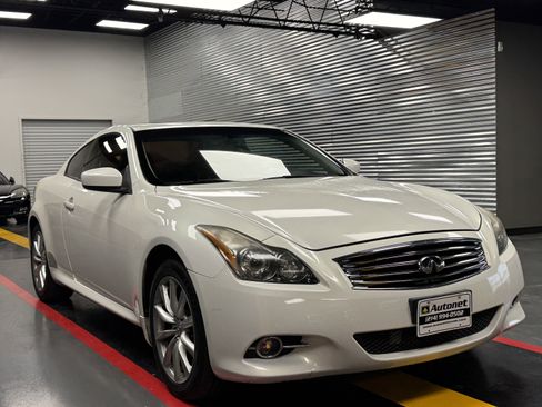 Used 2013 INFINITI G37 x w/ Premium Pkg image 6