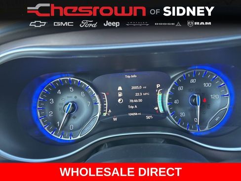 Used 2019 Chrysler Pacifica Touring-L Plus w/ Advanced Safetytec Group FWD image 13