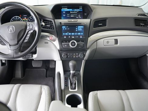 Used 2020 Acura ILX FWD image 18