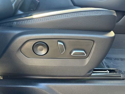 Used 2022 GMC Sierra 1500 Denali image 38