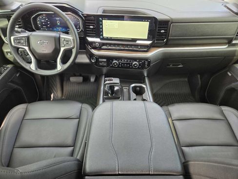 Certified 2026 Chevrolet Silverado 1500 RST AWD/4WD image 24