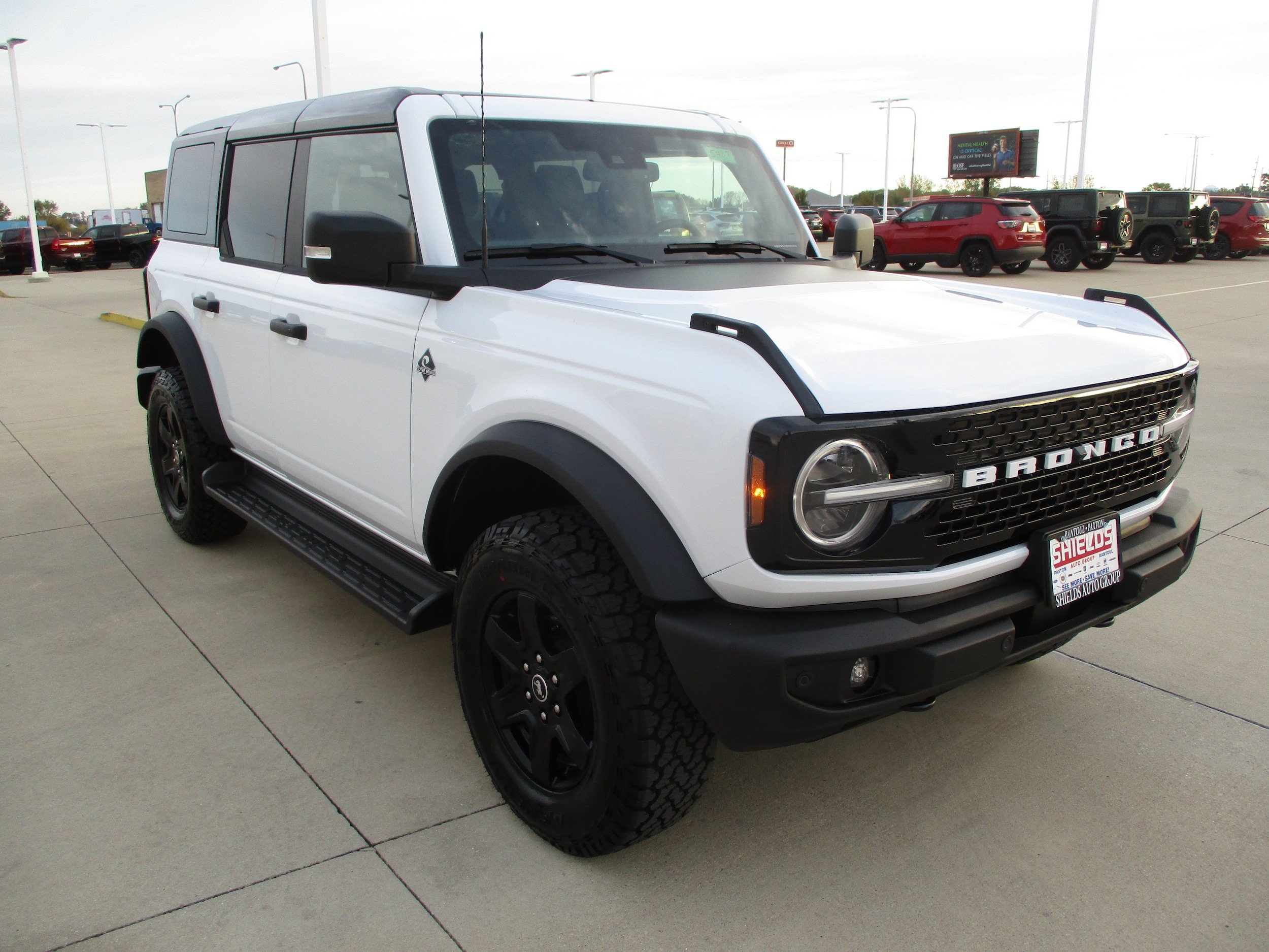Used 2025 Ford Bronco Outer Banks AWD/4WD image 8