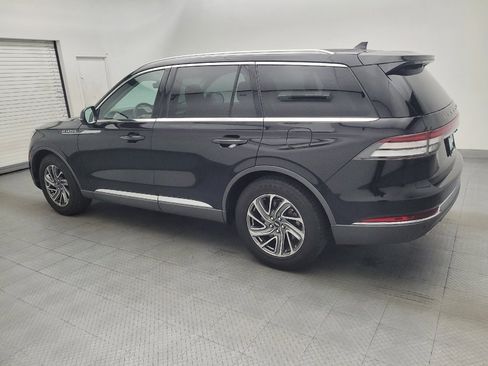 Used 2021 Lincoln Aviator 2WD image 3