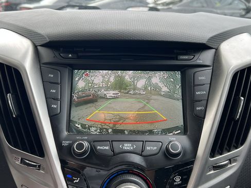 Used 2016 Hyundai Veloster w/ Option Group 02 image 16