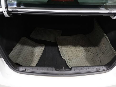 Used 2012 Chevrolet Cruze LT image 18