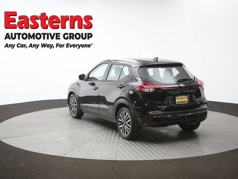 Used 2023 Nissan Kicks SV FWD image 63