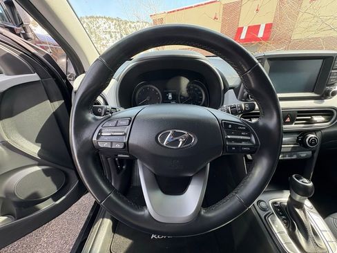 Used 2018 Hyundai Kona Limited image 4