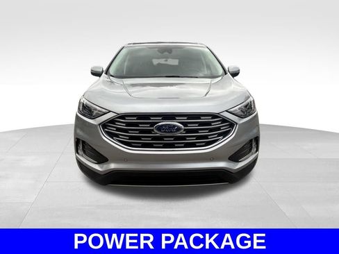 Used 2022 Ford Edge Titanium image 9