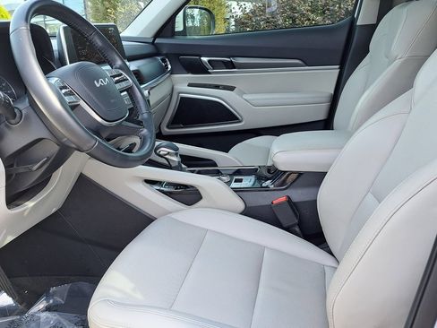 Used 2022 Kia Telluride S image 23