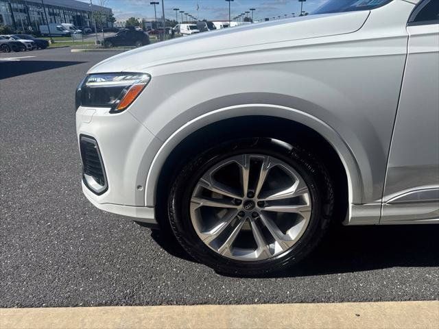 Certified 2025 Audi Q7 3.0T Prestige AWD/4WD image 39
