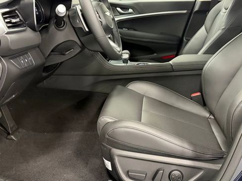 New 2026 Genesis G70 2.5T image 11