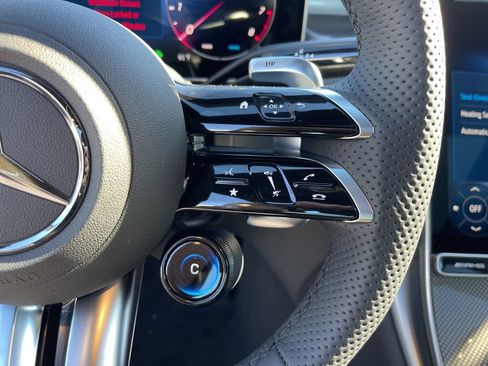 New 2026 Mercedes-Benz GLC 43 AMG 4MATIC image 17