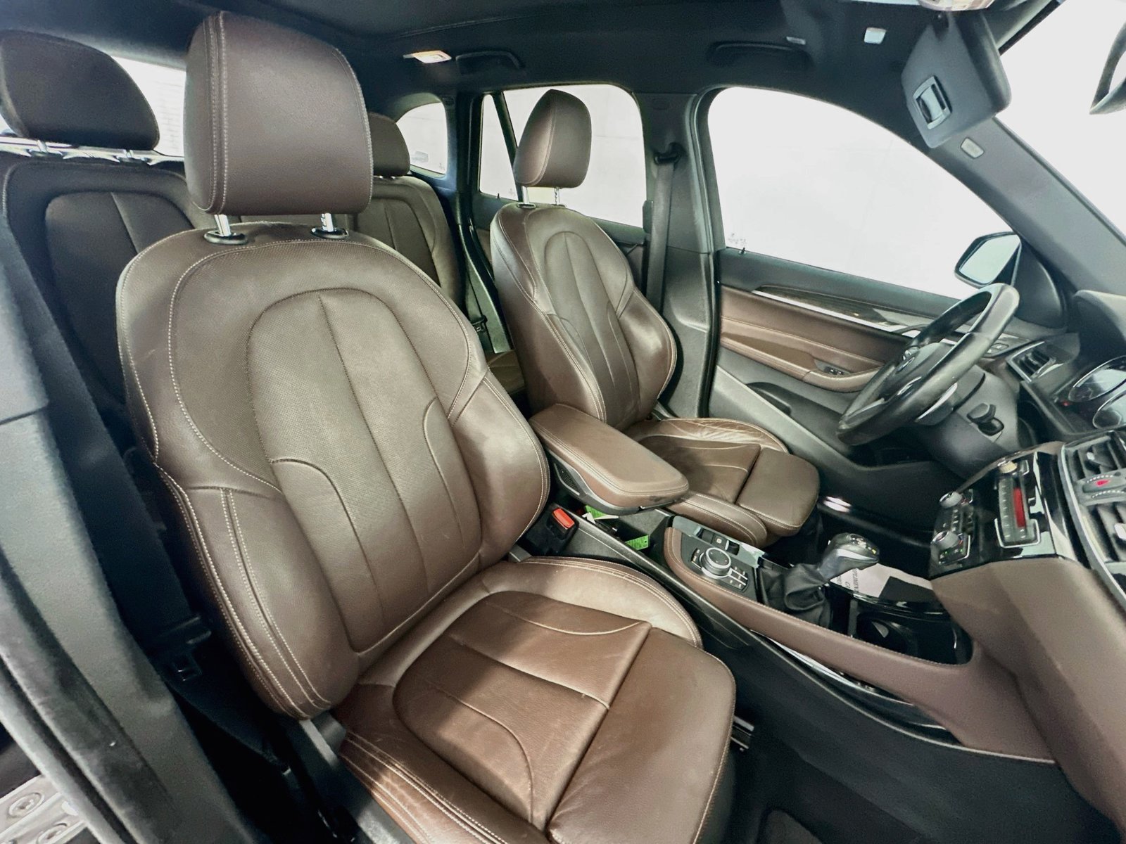 Used 2018 BMW X1 sDrive28i w/ M Sport Package FWD image 28