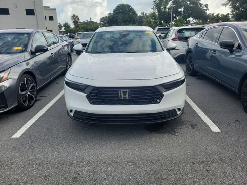 Used 2024 Honda Accord EX image 4