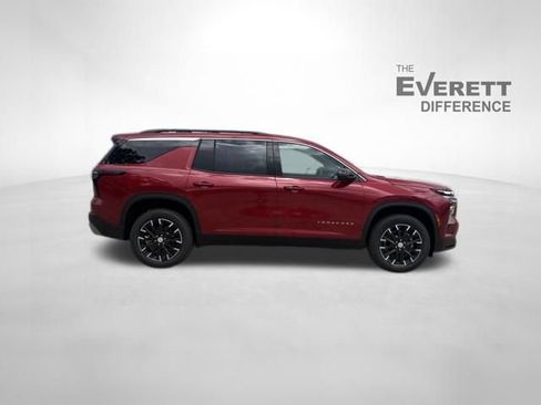 New 2026 Chevrolet Traverse LT w/ Sun and Wheel Package FWD image 8