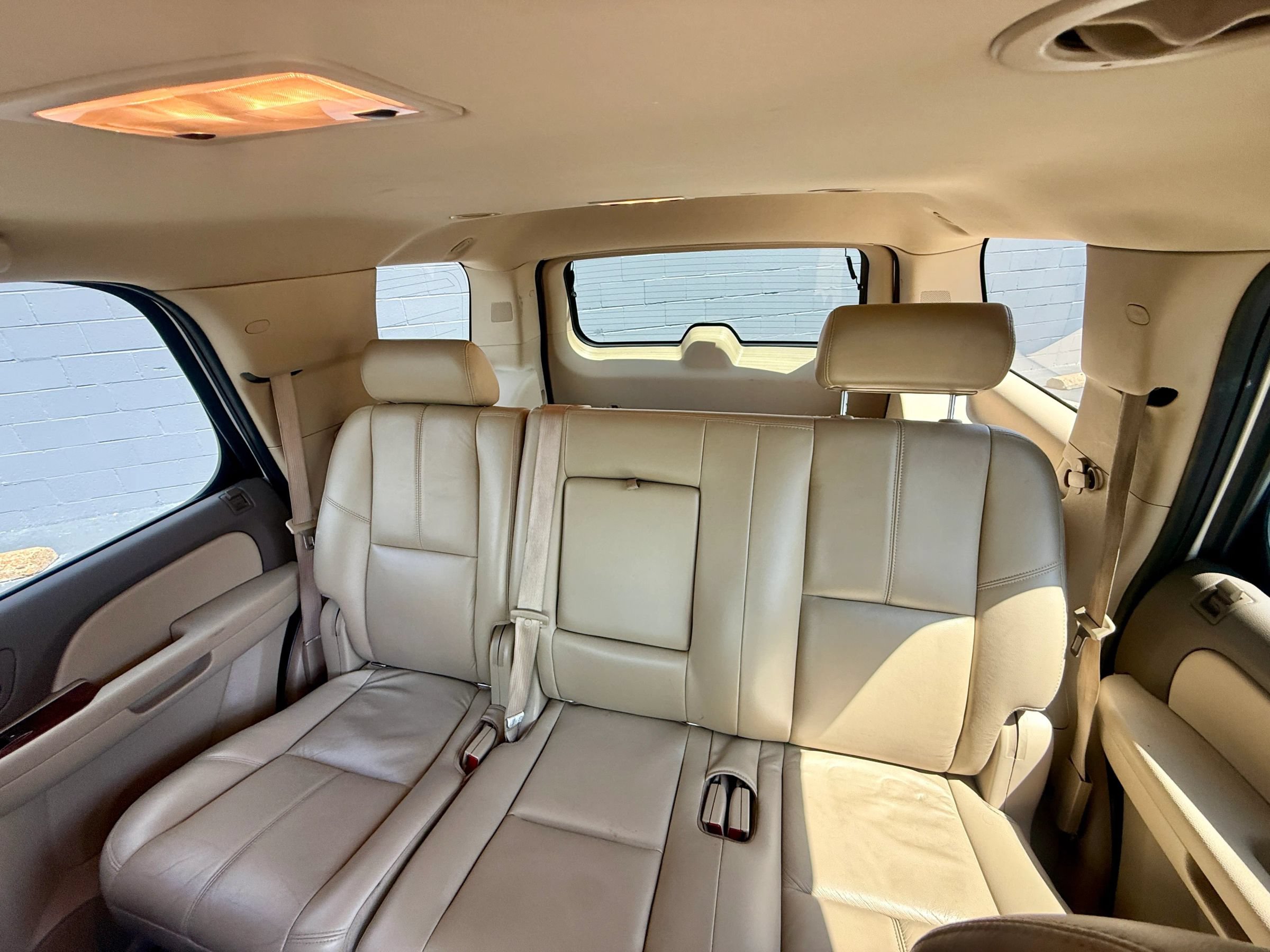 Used 2010 Chevrolet Tahoe LT AWD/4WD image 27