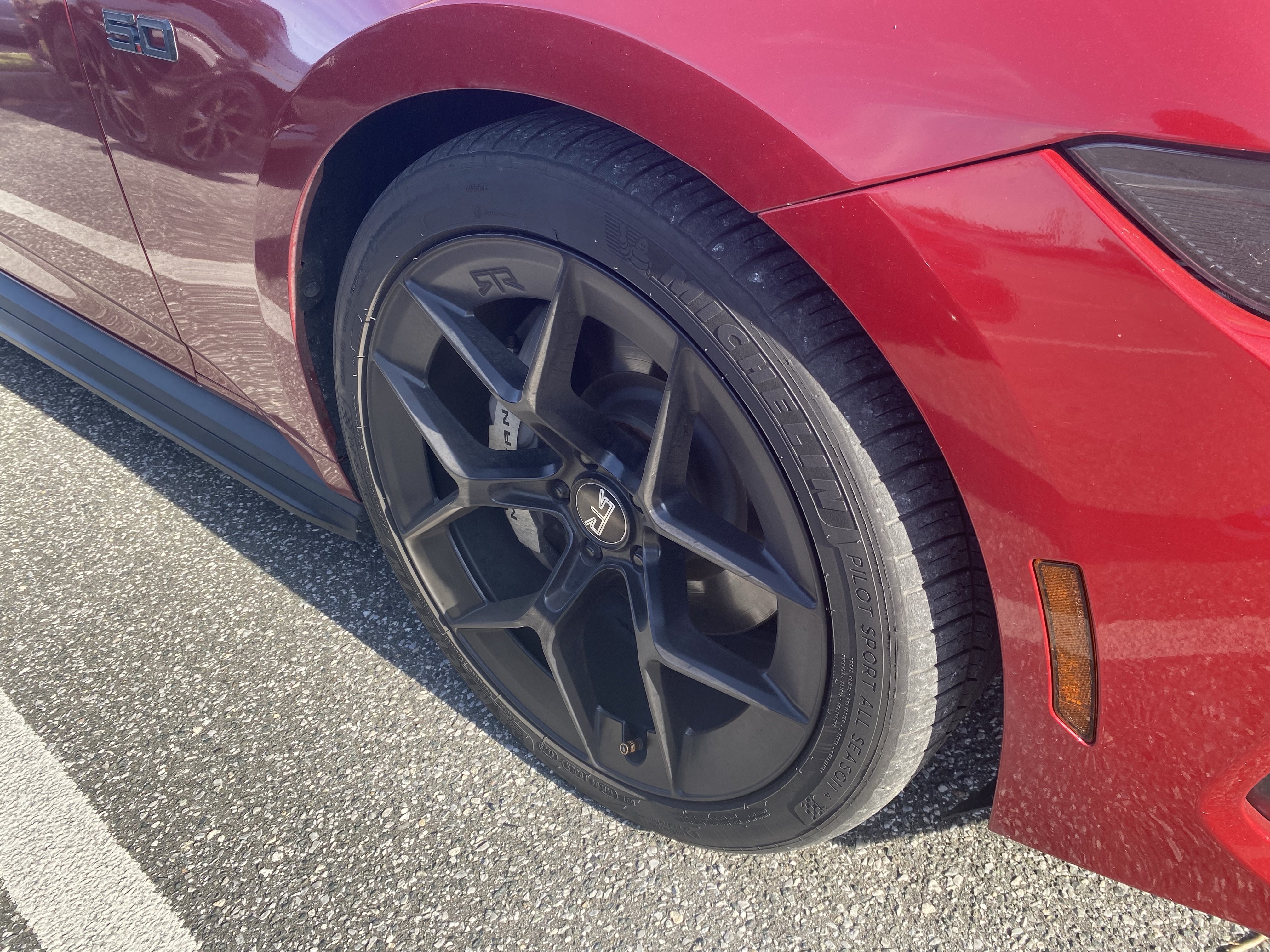 Used 2024 Ford Mustang GT RWD image 17