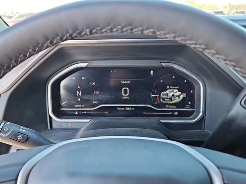 Used 2025 GMC Sierra 2500 Denali w/ Denali Reserve Package image 15