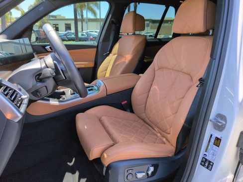 Used 2025 BMW X5 M60i w/ Executive Package AWD/4WD image 16