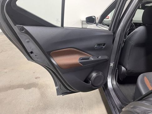 Used 2024 Nissan Kicks SR image 19