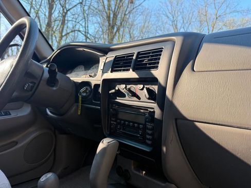Used 2002 Toyota Tacoma 4x4 Double Cab image 36