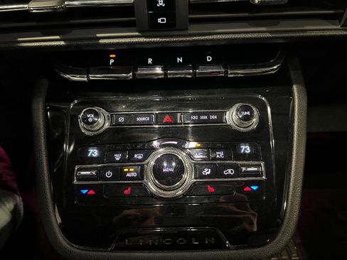 Used 2020 Lincoln Corsair AWD w/ Premium Package image 19