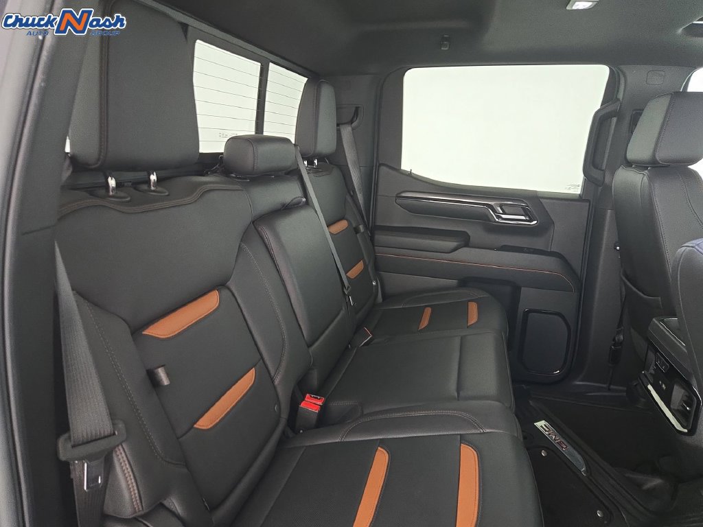 Used 2024 GMC Sierra 1500 AT4 w/ Technology Package AWD/4WD image 33