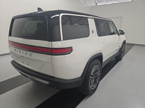 Used 2025 Rivian R1S Adventure AWD/4WD image 5
