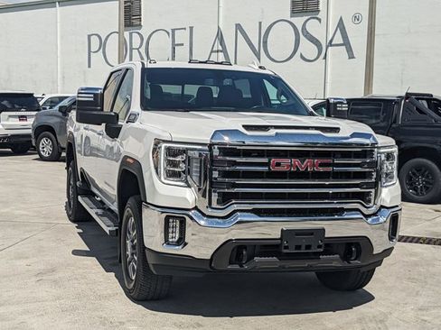 Certified 2022 GMC Sierra 2500 SLT w/ SLT Convenience Package image 3