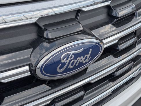 New 2026 Ford Explorer Active w/ Active Comfort Package image 6