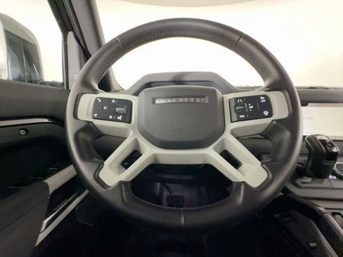 Used 2023 Land Rover Defender 110 S image 20