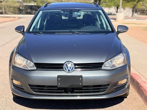 Used 2015 Volkswagen Golf TDI SE FWD image 8