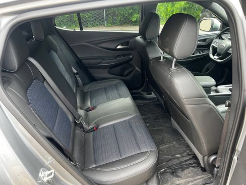 Certified 2025 Buick Envista Preferred w/ Convenience I Package FWD image 35
