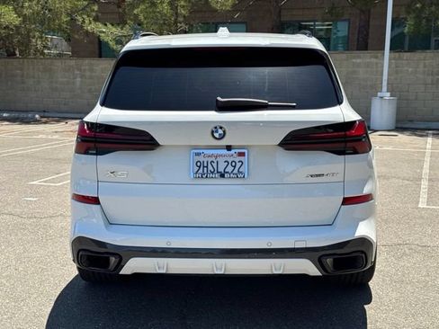 Used 2024 BMW X5 xDrive40i w/ M Sport Package AWD/4WD image 10