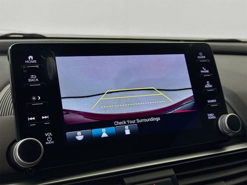 Used 2021 Honda Accord Sport image 14