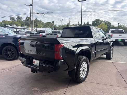 Certified 2024 Toyota Tacoma SR5 AWD/4WD image 6