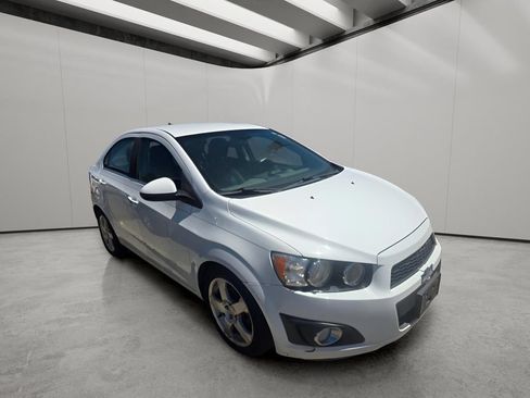 Used 2012 Chevrolet Sonic LTZ FWD image 11
