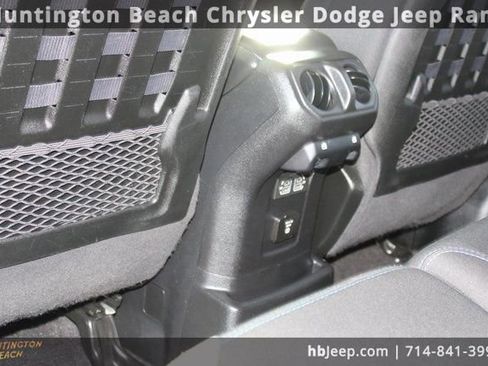 Used 2021 Jeep Wrangler Unlimited Rubicon 4xe image 47