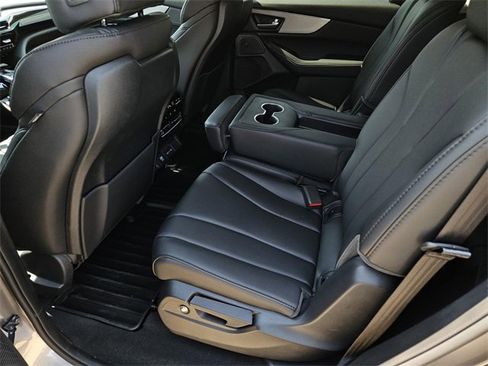 Used 2025 Acura MDX Base image 12