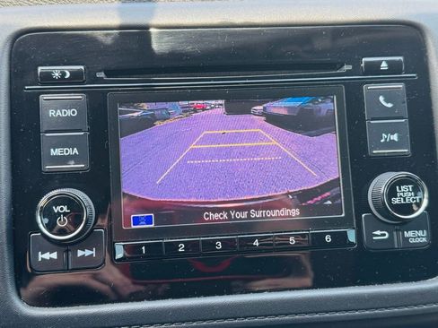 Used 2022 Honda HR-V LX image 21