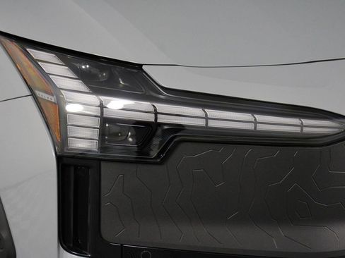 New 2026 Volvo EX30 Cross Country Ultra w/ Protection Package Premier image 13