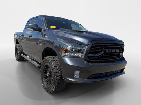 Used 2018 RAM 1500 Sport w/ Convenience Group AWD/4WD image 9