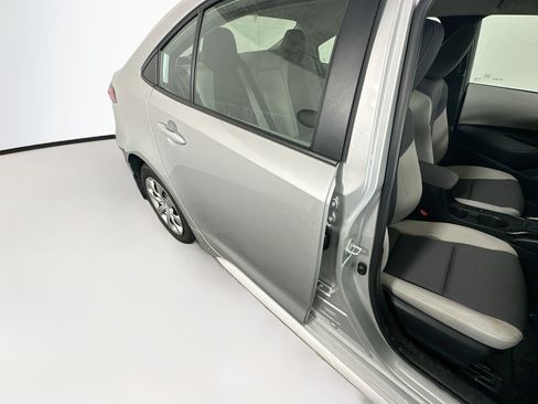 Certified 2025 Toyota Corolla LE FWD image 27